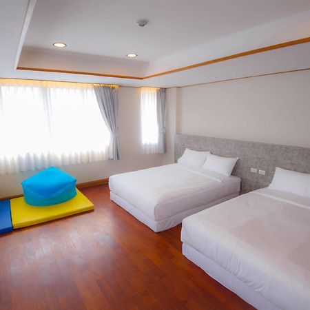 Glur Central Pratunam Bangkok Dış mekan fotoğraf