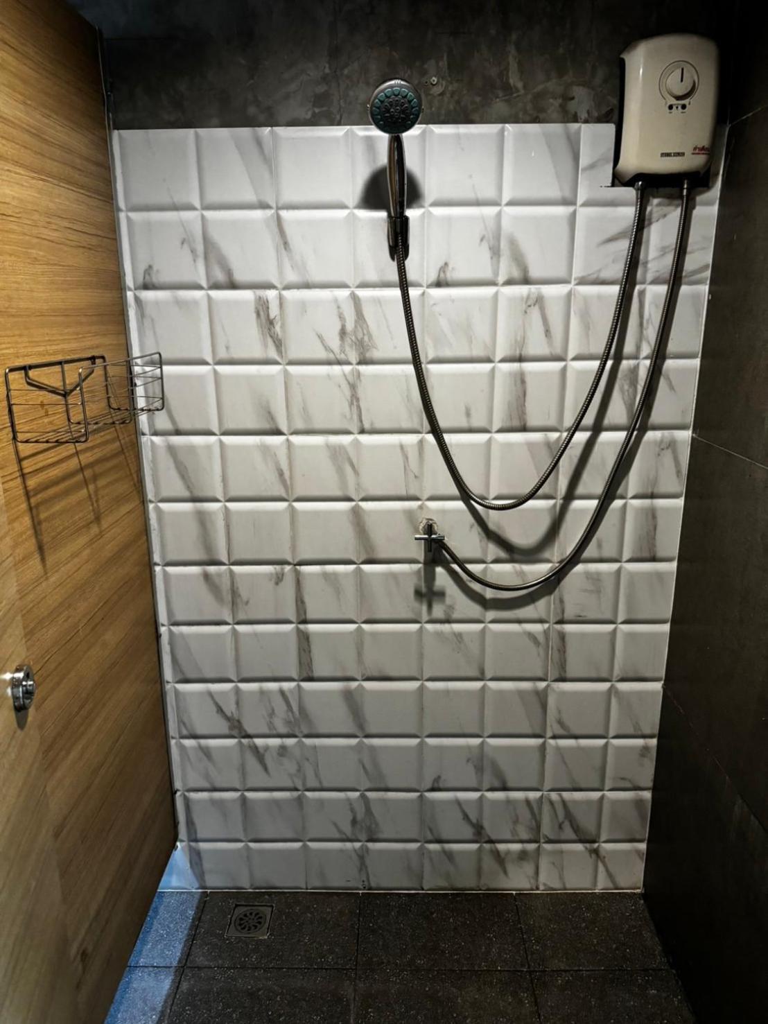 Glur Central Pratunam Bangkok Dış mekan fotoğraf