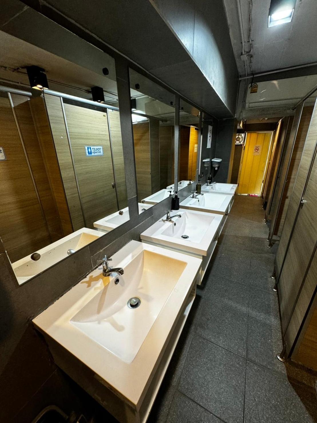 Glur Central Pratunam Bangkok Dış mekan fotoğraf