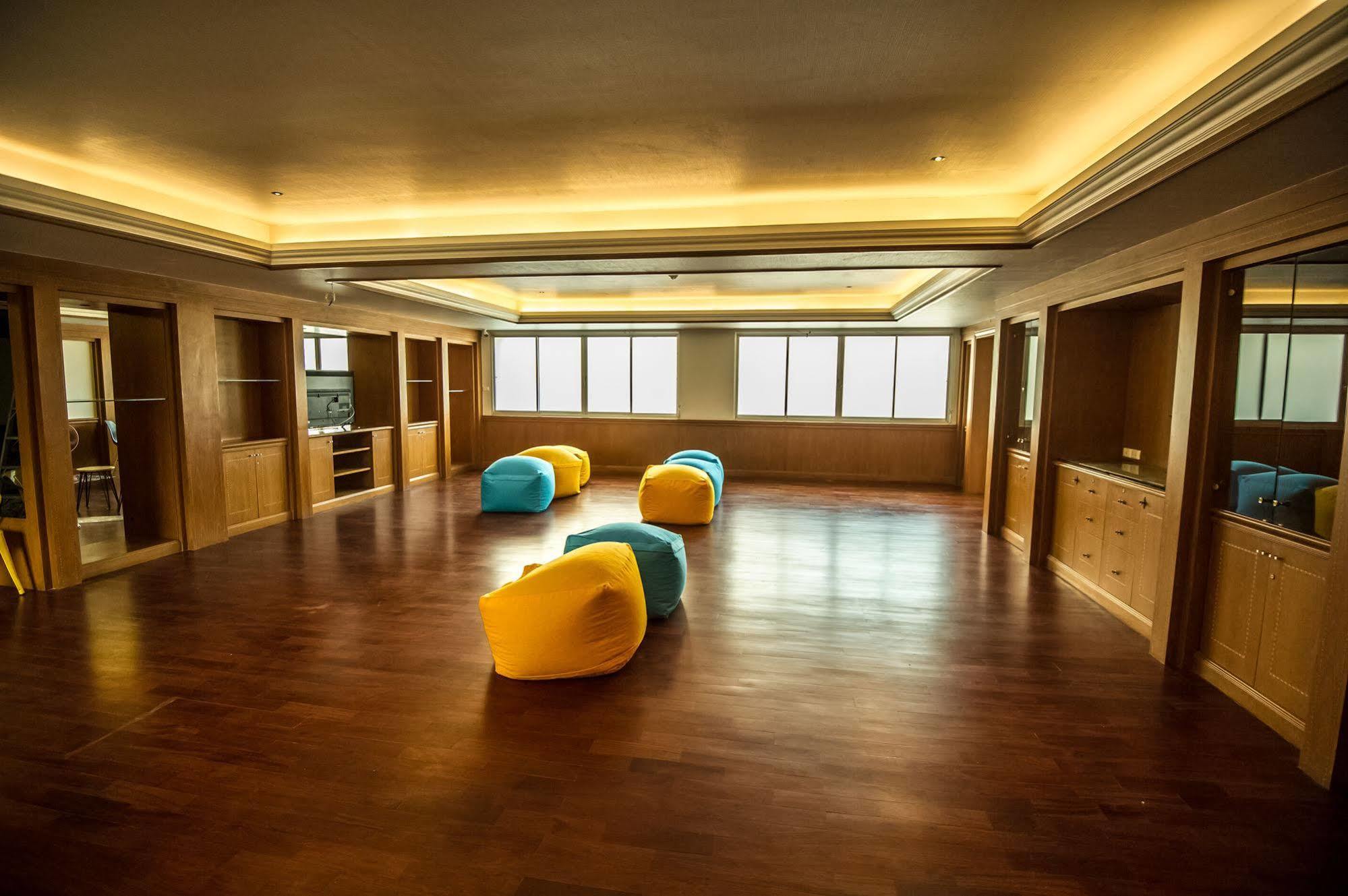 Glur Central Pratunam Bangkok Dış mekan fotoğraf